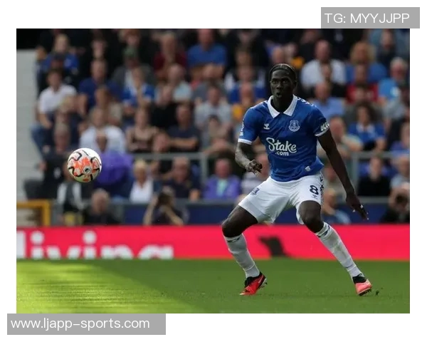 英媒报道纽卡边锋伊兰加腿伤情况乐观预计将迅速回归球队