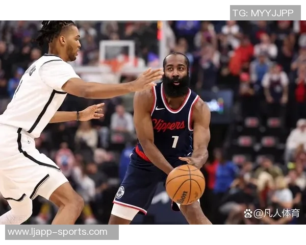 哈登出战34分钟表现平平18分12助却创下全场最低正负值24